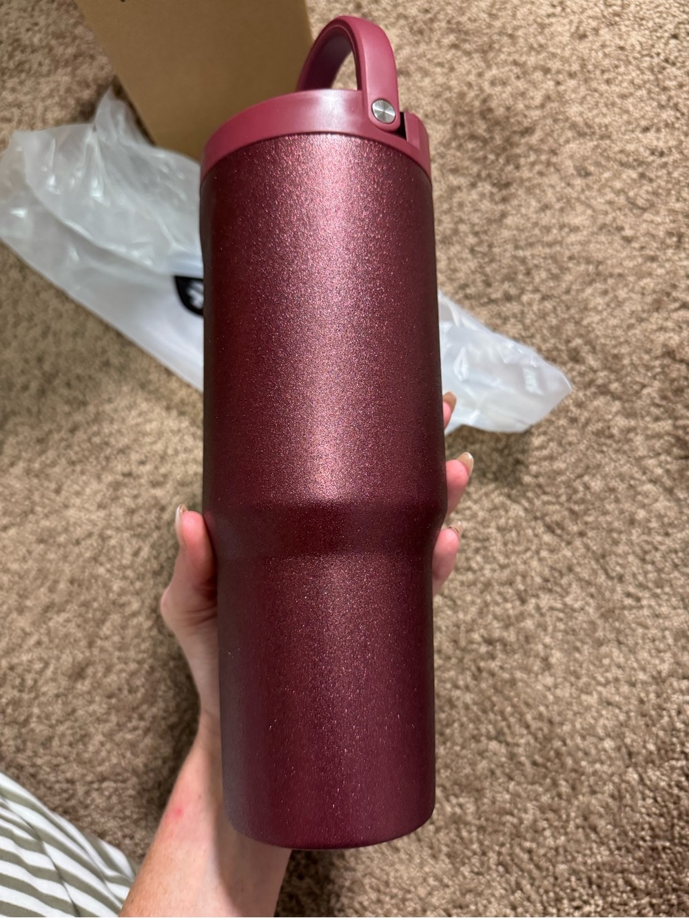 NWT HydroJug 32oz Sport Winterberry Birthday Glitter Traveler Maroon